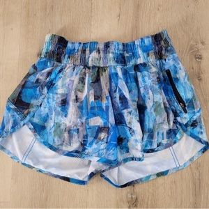 lululemon shorts || size 8